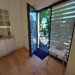 Lejlighed 1st Floor, 2 Bedrooms Apartment, Center, Private Parking, Terrace, 7min To The Sea *