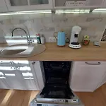1st Floor, 2 Bedrooms Apartment, Center, Private Parking, Terrace, 7min To The Sea * Palanga