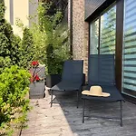 1st Floor, 2 Bedrooms Apartment, Center, Private Parking, Terrace, 7min To The Sea Lejlighed