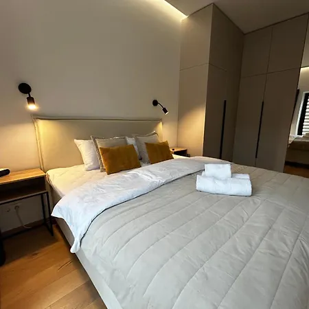 Апартаменты 1st Floor, 2 Bedrooms Apartment, Center, Private Parking, Terrace, 7min To The Sea