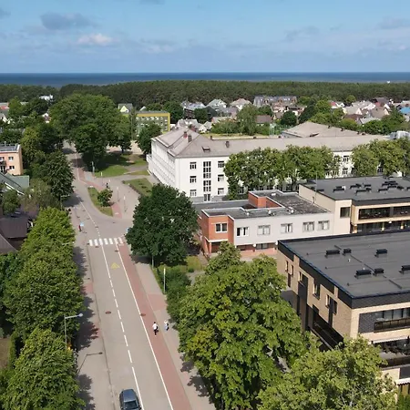 Apartman 1st Floor, 2 Bedrooms Apartment, Center, Private Parking, Terrace, 7min To The Sea *