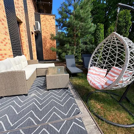 Apartment 1st Floor, 2 Bedrooms Apartment, Center, Private Parking, Terrace, 7min To The Sea Palanga