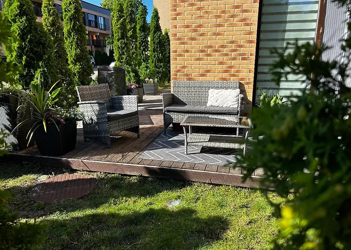 Apartman 1st Floor, 2 Bedrooms Apartment, Center, Private Parking, Terrace, 7min To The Sea